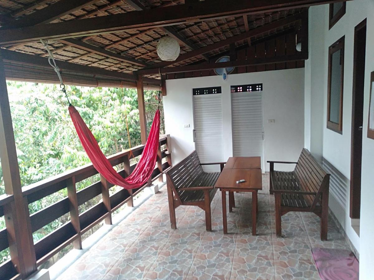 Treetop Guesthouse And Bungalows Sabong Exterior foto