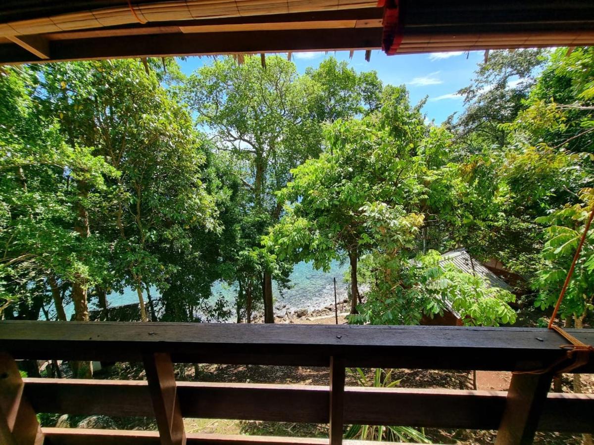Treetop Guesthouse And Bungalows Sabong Exterior foto