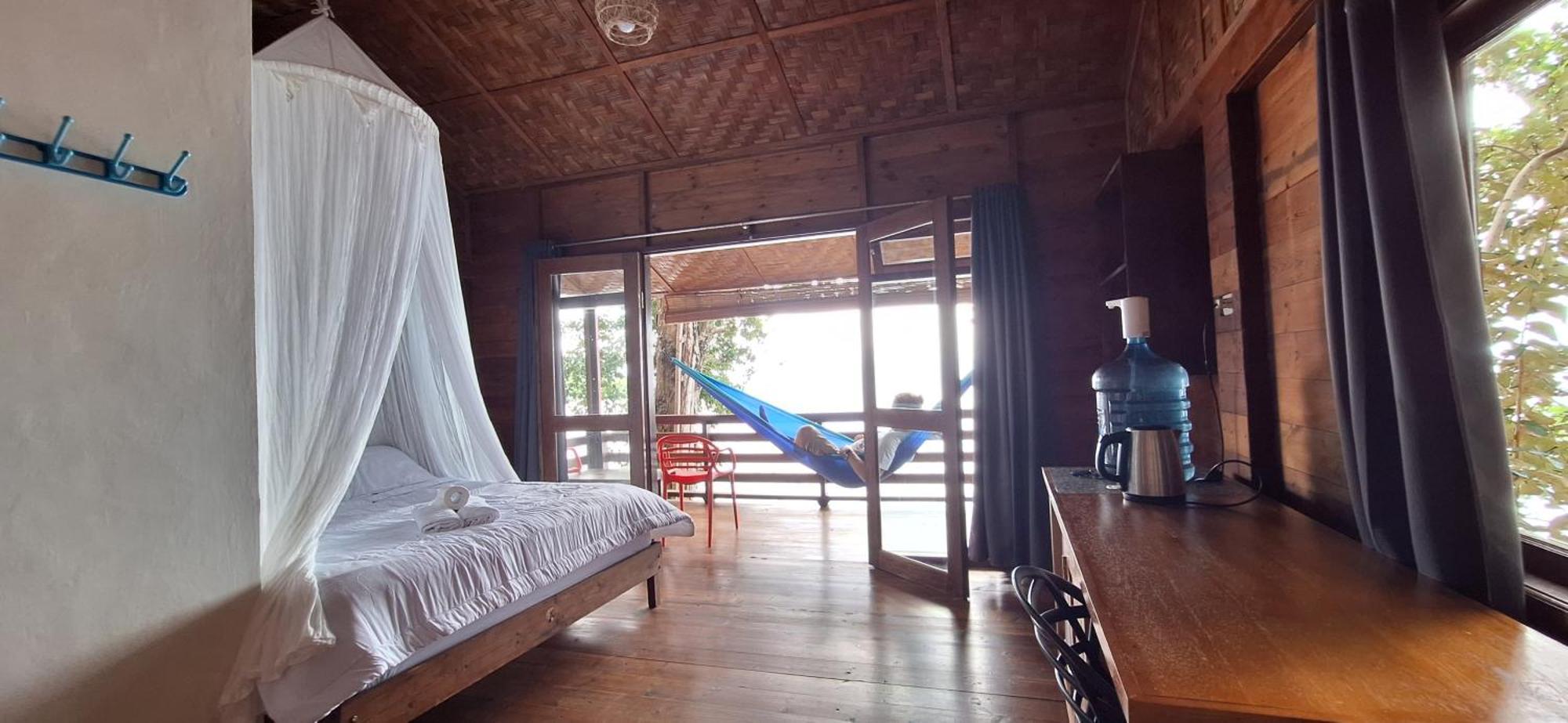 Treetop Guesthouse And Bungalows Sabong Exterior foto
