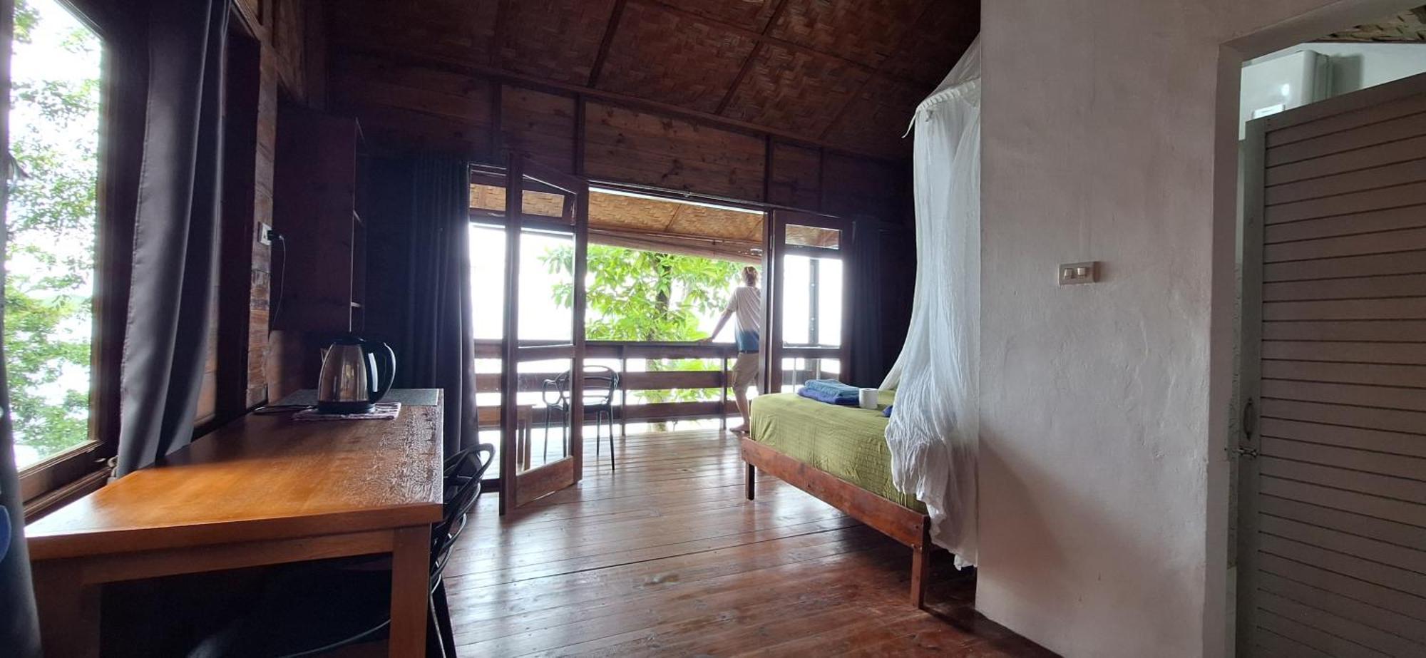 Treetop Guesthouse And Bungalows Sabong Exterior foto
